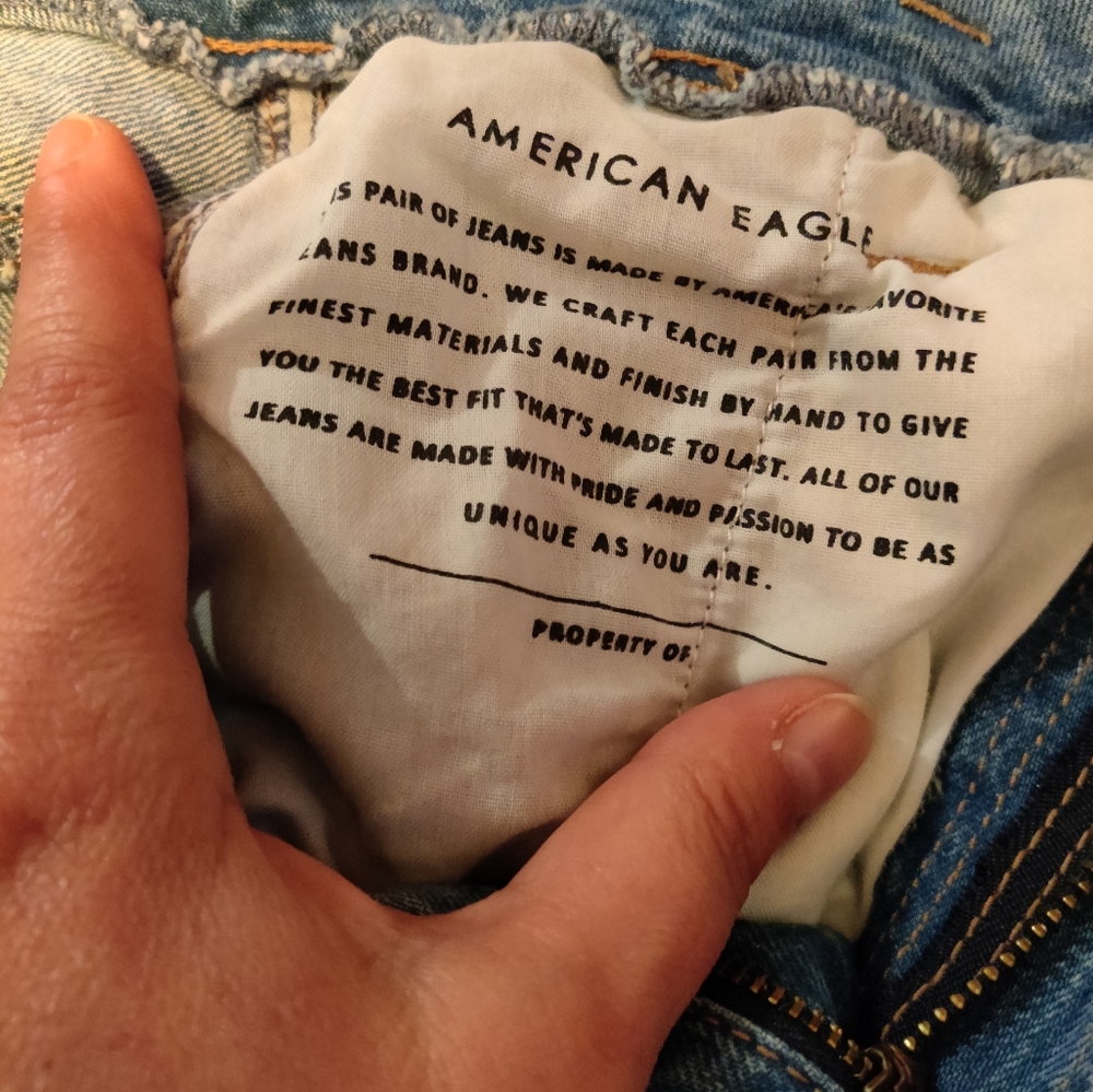 #### American Eagle Mom Paper Bag Jeans(US OO SHORT) - Picture 4 of 5